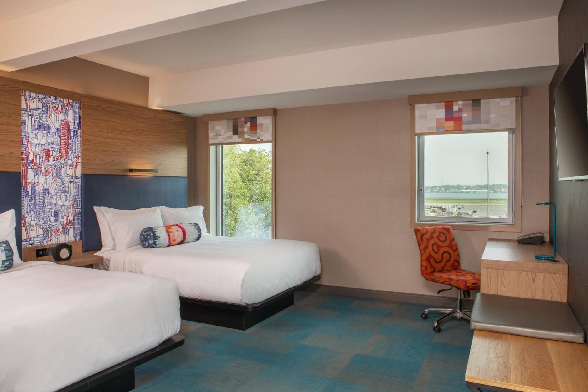 Hotel Aloft New York Laguardia Airport Esterno foto